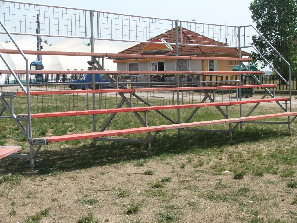 Tribün